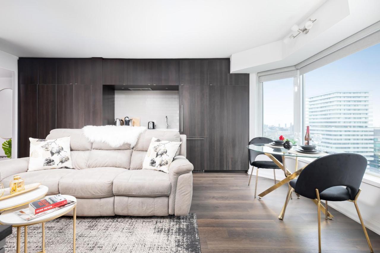 Luxury 2-Bedroom Apartment In Yorkville With The Best City View In Downtown Toronto Exterior foto